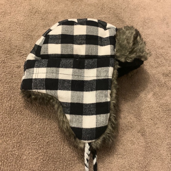 American Eagle Outfitters AE Trapper Hat Buffalo Checker Like New Black/White - Picture 2 of 5